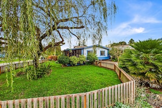 127 Raymar Ave, Blue Lake, CA 95525