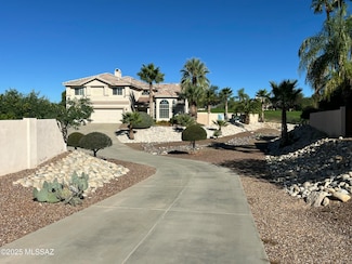 10895 N Canada Hills Ct, Tucson, AZ 85737