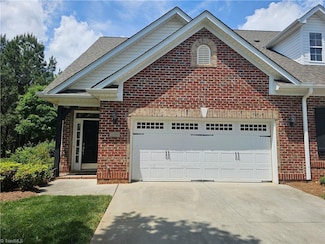 106 Queensbury Dr, Winston Salem, NC 27127