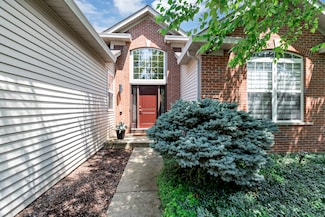 1650 Foster Cir, Algonquin, IL 60102