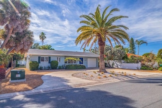 490 82nd Ave, Saint Pete Beach, FL 33706