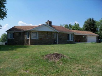 101 Crestview Dr, Evans City, PA 16033