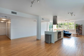 20200 W Country Club Dr Unit PH24, Aventura, FL 33180