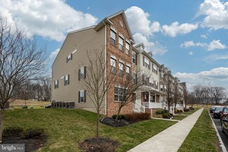 3024 Davenport Way Unit M124 L, Pennsburg, PA 18073