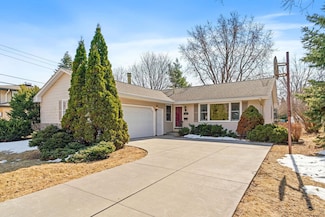 2512 Saint Anthony Rd, Saint Anthony, MN 55418