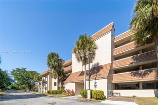 491 Ives Dairy Rd Unit 2025, Miami, FL 33179