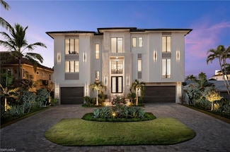 223 Bayview Ave, Naples, FL 34108