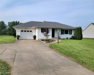 3115 Summit Rd, Ravenna, OH 44266