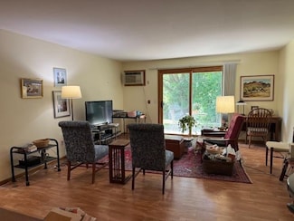 132 Ponwood Cir Unit D, Madison, WI 53717