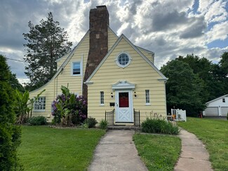 135 Lambert Ave, Meriden, CT 06451