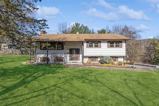 74 Interlochen Pkwy, Monroe, NY 10950