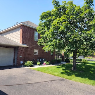 13411 44th Cir NE, Saint Michael, MN 55376