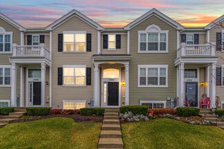 1092 Sapphire Ln, Pingree Grove, IL 60140