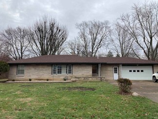 402 Kansas Dr, Goshen, IN 46526