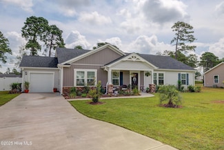 881 Golf View Rd, Southport, NC 28461