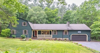 295 Forest St, Dunstable, MA 01827