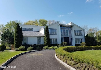 5 Valley Forge Rd, Eatontown, NJ 07724