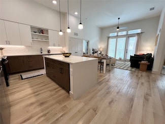 501 E College St Unit 2426, Lewisville, TX 75057
