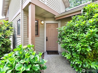 1572 NE 177th St Unit B11, Shoreline, WA 98155