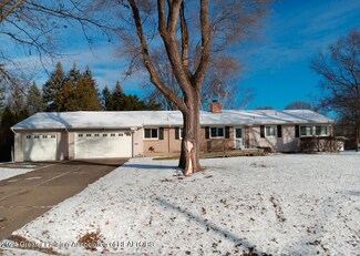 2776 Roseland Ave, East Lansing, MI 48823