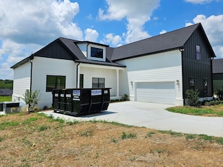 95 Crenshaw Rd, Hartsville, TN 37074
