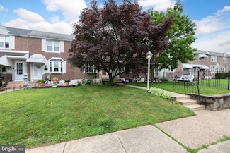 257 Westpark Ln, Clifton Heights, PA 19018