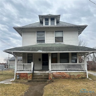 2611 Lawrence Ave, Toledo, OH 43610
