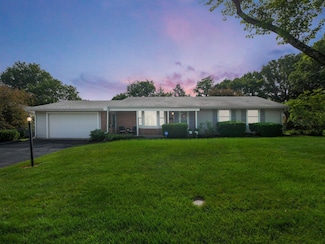 954 Circle Dr, Circleville, OH 43113