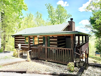 1715 Bear View Rd, Sevierville, TN 37876