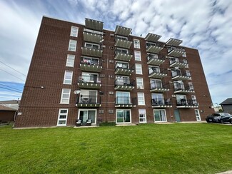 7229 W Higgins Ave Unit 504, Chicago, IL 60656