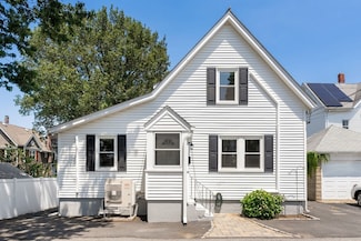 9 Queenwood Terrace, Malden, MA 02148
