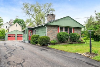 10 Redington Rd, Concord, NH 03301
