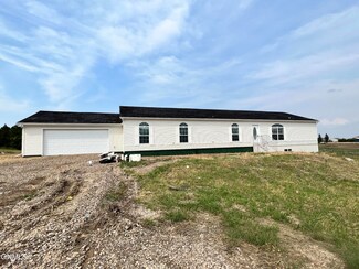1116 17th Ave SW, Watford City, ND 58854