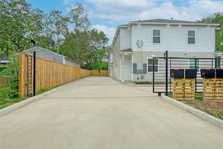 4512 Brinkley St Unit A-B, Houston, TX 77051