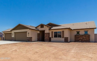 10131 W Camino de Oro, Peoria, AZ 85383