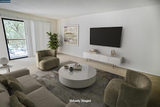 440 N Civic Dr Unit 203, Walnut Creek, CA 94596