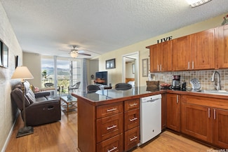 2452 Tusitala St Unit 908, Honolulu, HI 96815