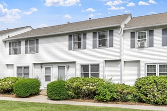 32 Lochmere Ln Unit U380, Nashua, NH 03063
