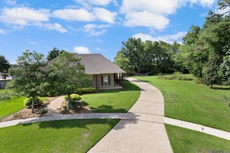 4279 Cypress Pointe Dr, Zachary, LA 70791