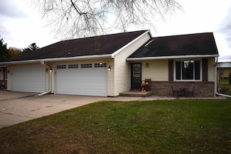5757 Sandpiper Dr, Stevens Point, WI 54482