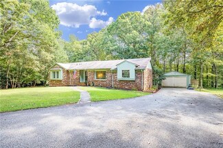 8301 Elkhardt Rd, North Chesterfield, VA 23235