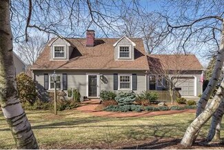 56 Park Ave, Stoneham, MA 02180