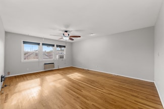 26 Briarwood Rd Unit 2, Jersey City, NJ 07305