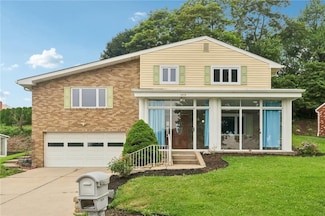 1717 Gina Dr, West Mifflin, PA 15122