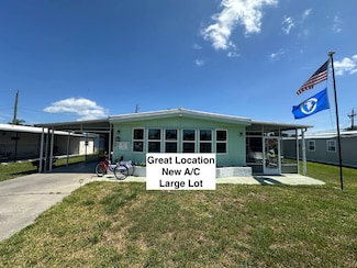 2505 Ellis Blvd, Venice, FL 34292