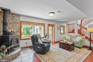 62 Vanderveer Ln, Shepherdstown, WV 25443