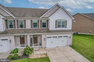 371 Waterway Dr, Frederica, DE 19946