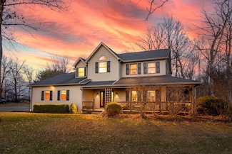 8820 Albert Ln, Gambier, OH 43022