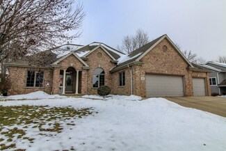 812 Chickadee Dr, Cambridge, WI 53523