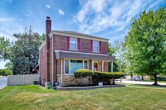 3415 W Maple St, Evergreen Park, IL 60805